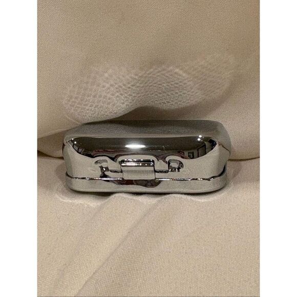 Cinnamoroll Rainbow Umbrella Travel Pill Box 2 Compartment Meds Pill Case NEW - Picture 4 of 8